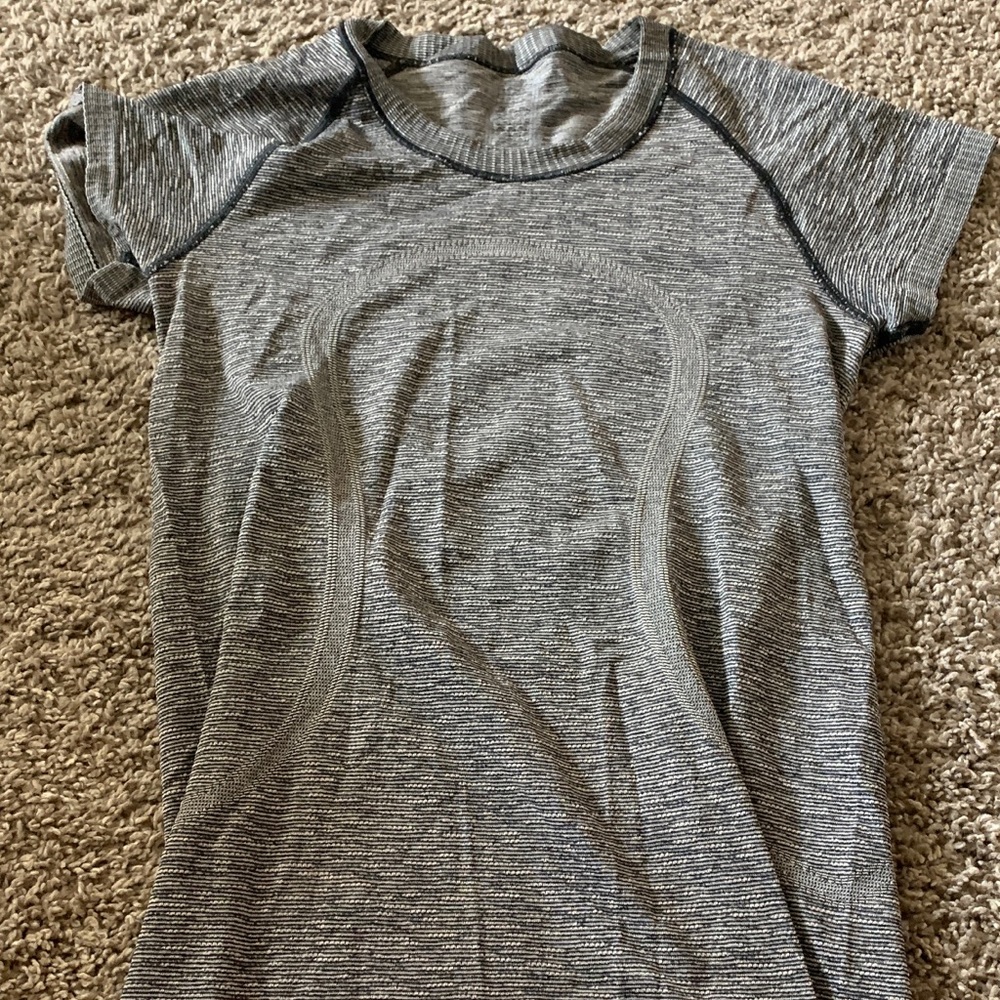 Grey Lululemon Top